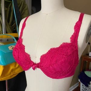 LAST CALL VINTAGE VICTORIAS SECRET GOLD LABEL BRA